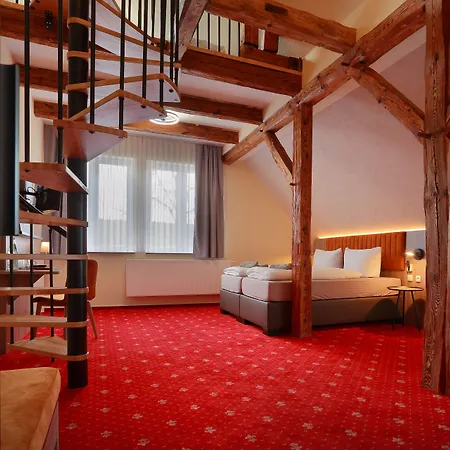 Landhotel & Brauhaus Prignitzer Hof 3*